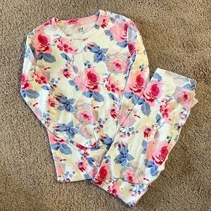 Gap long sleeve PJ set (Like New)
